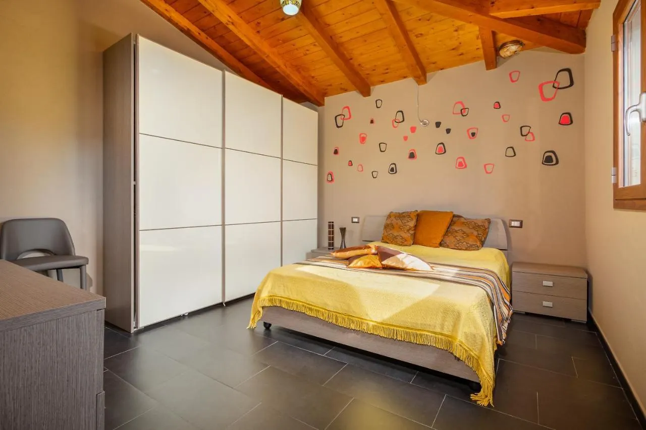 Casa A Schiera Budoni Italia