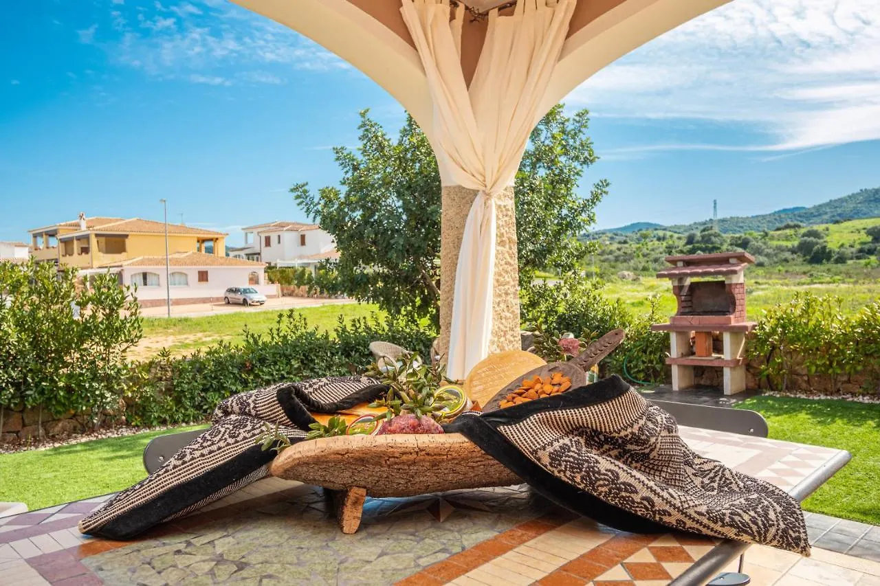 Casa A Schiera Budoni 0*,  Italia