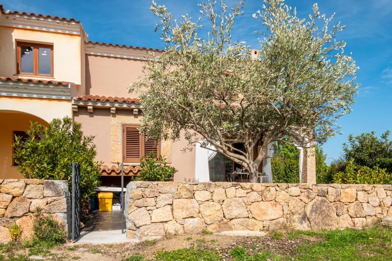Casa A Schiera Budoni Hébergement de vacances